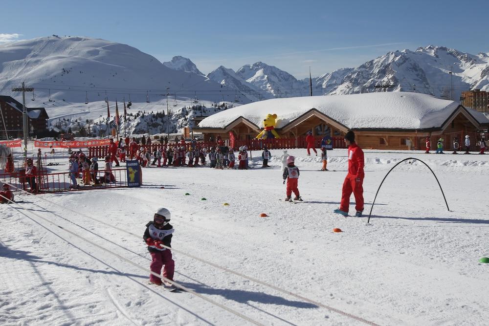 Hotel Club Mmv Les Bergers **** Alpe d'Huez Exterior photo